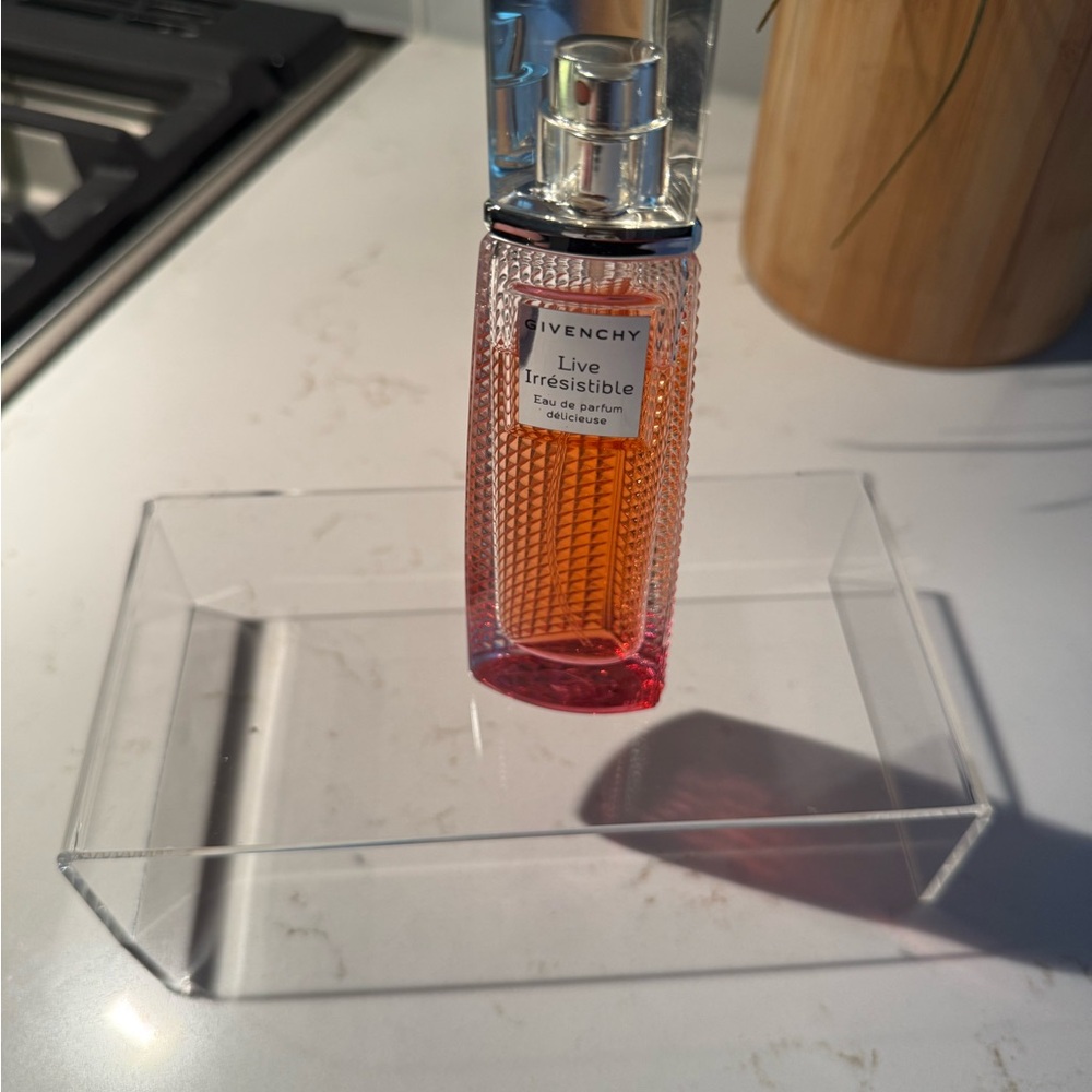 Givenchy Live Irresistible Dlicieuse Eau De Parfum